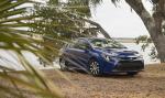 Toyota Corolla LE Hybrid Sedan 2019 года (NA)